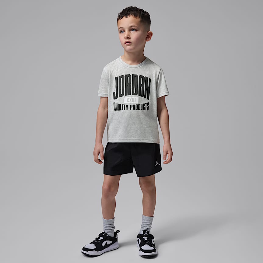 NIKE公式】ジョーダン ベビー ワードマーク Tシャツ アンド ショート